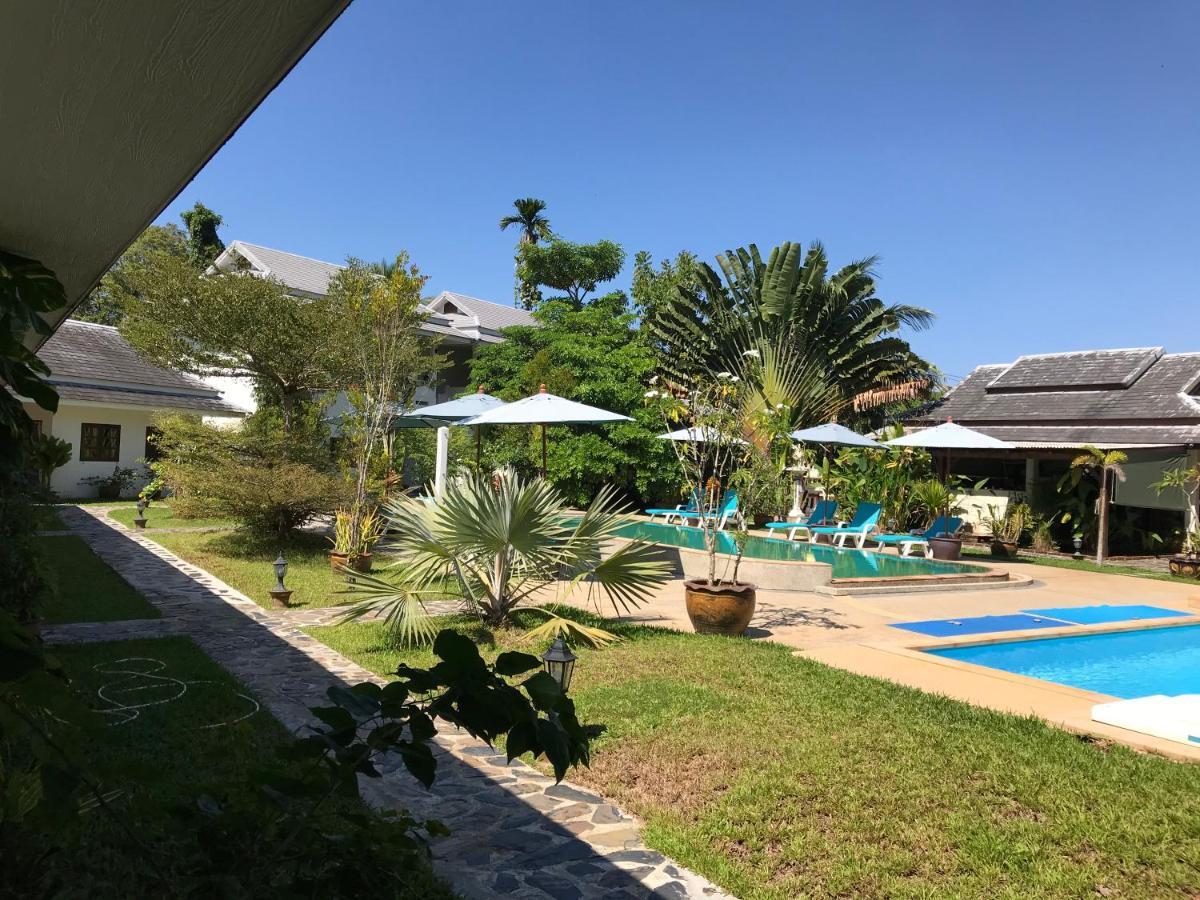 Villa Colina Khao Lak Rooms And Bungalows - Adults Only Bagian luar foto